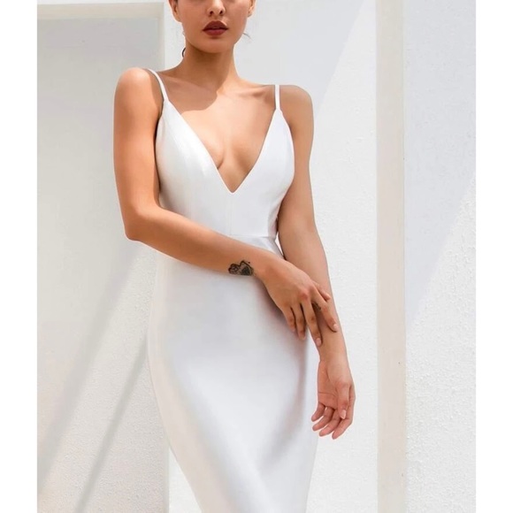 Paris Ruched Detail Backless Floor Length Slip Dress - Picture 3 of 12